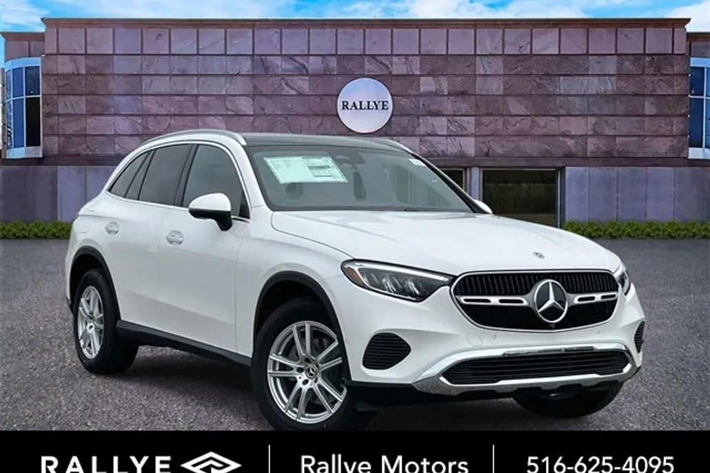 2025 Mercedes Benz GLC 300 4MATIC photo 1