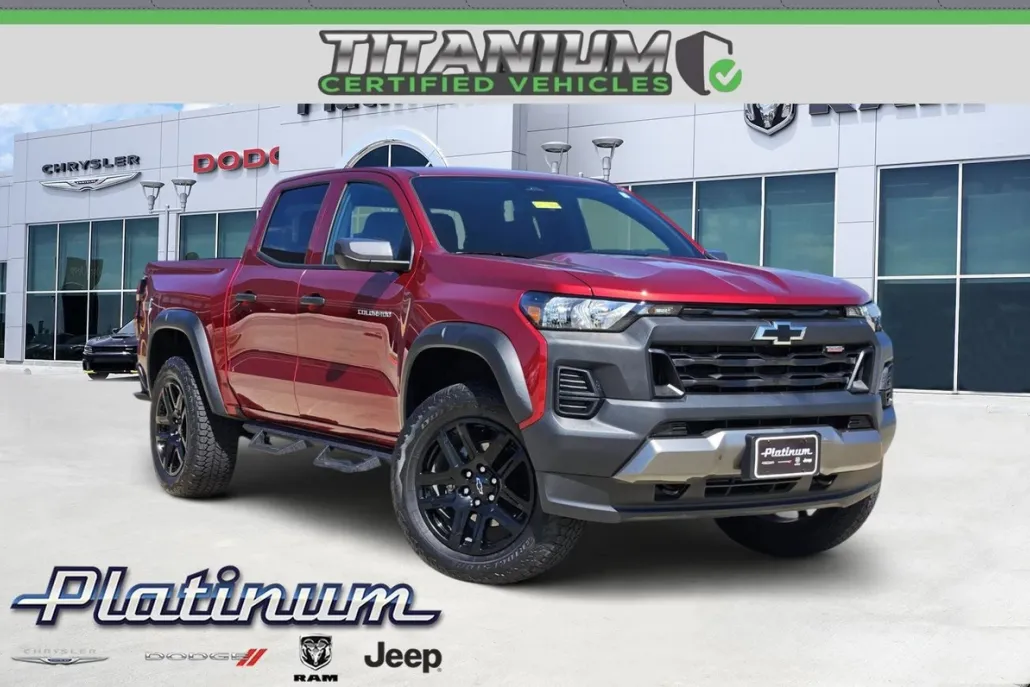 2025 Chevrolet Colorado Trail Boss photo 1