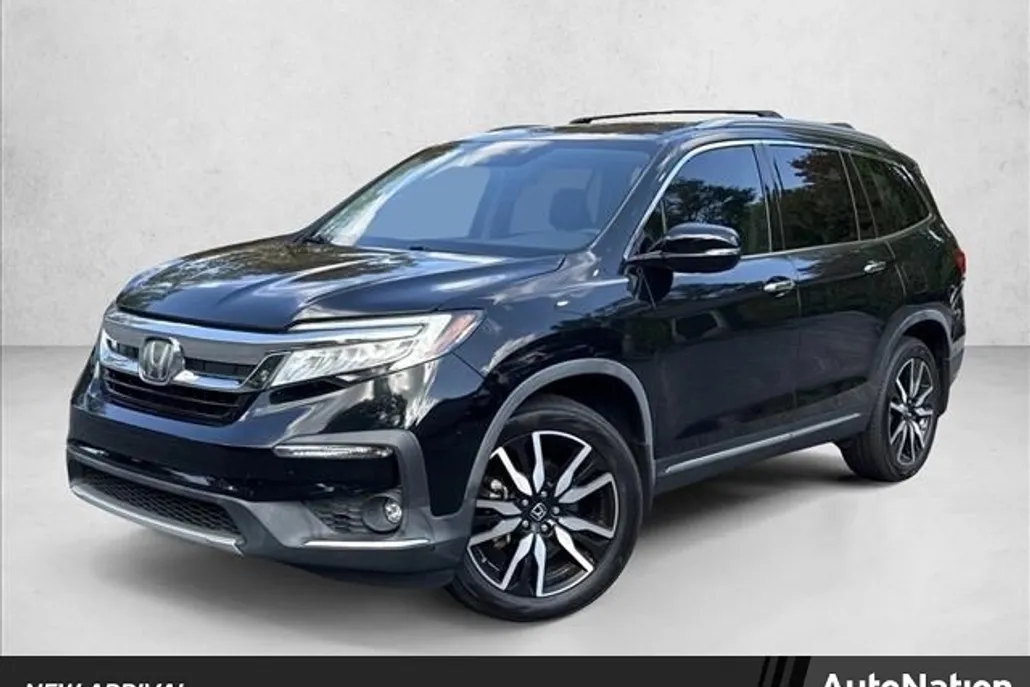 2019 Honda Pilot Touring photo 1