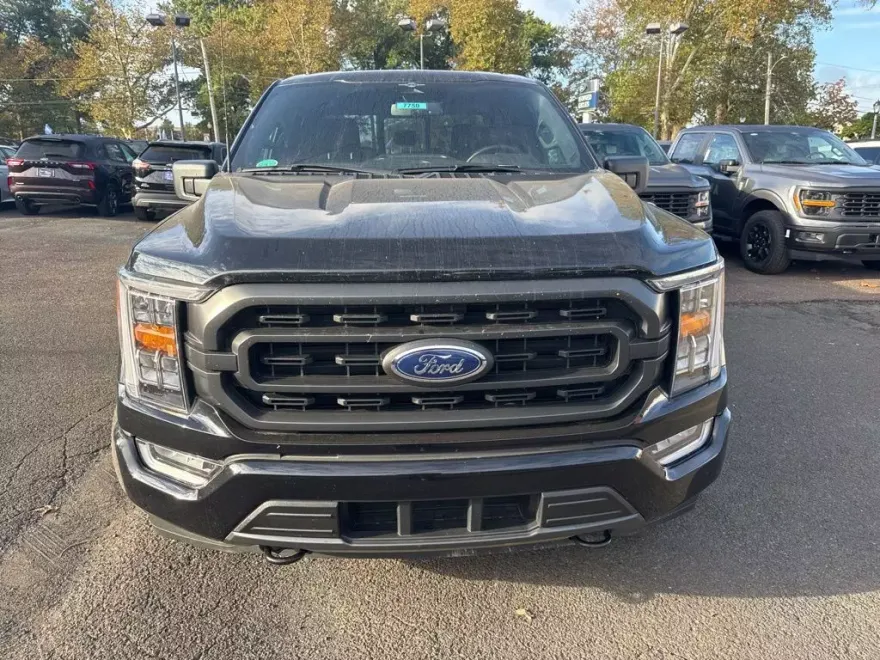 2023 Ford F-150 XLT photo 1