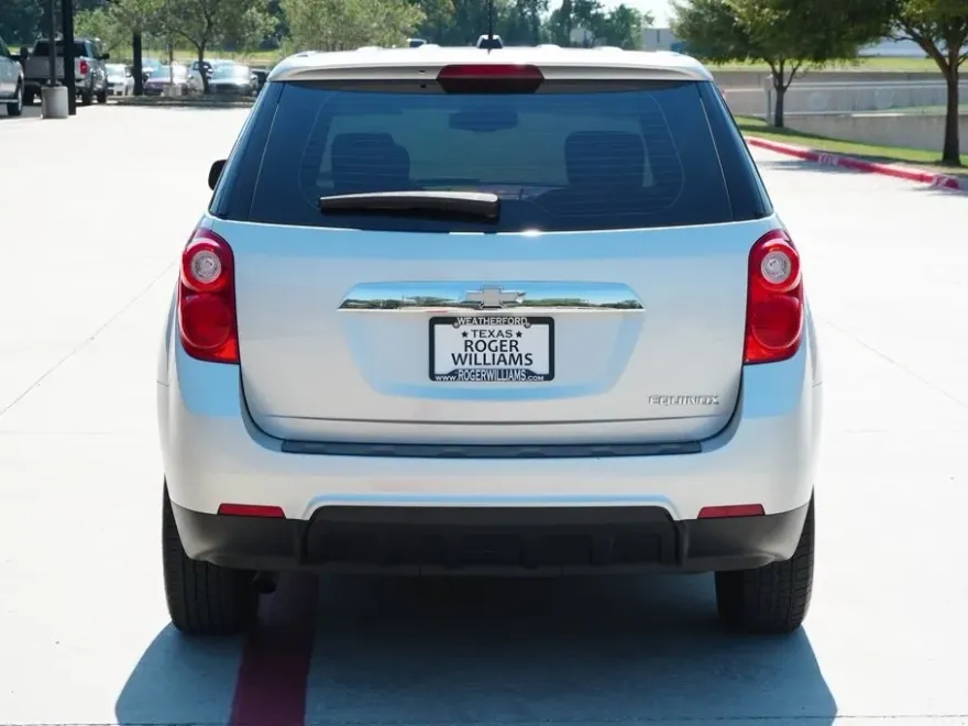 2015 Chevrolet Equinox LS photo 1