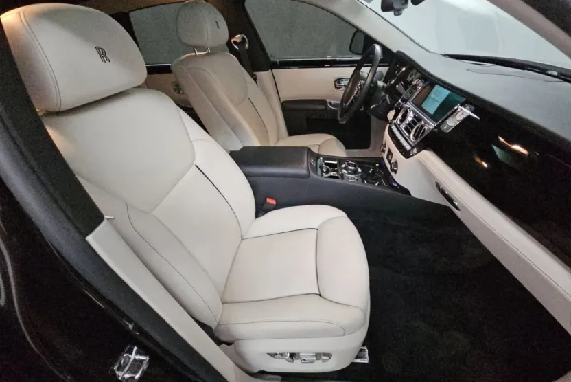 2016 Rolls Royce Ghost RR4 photo 1