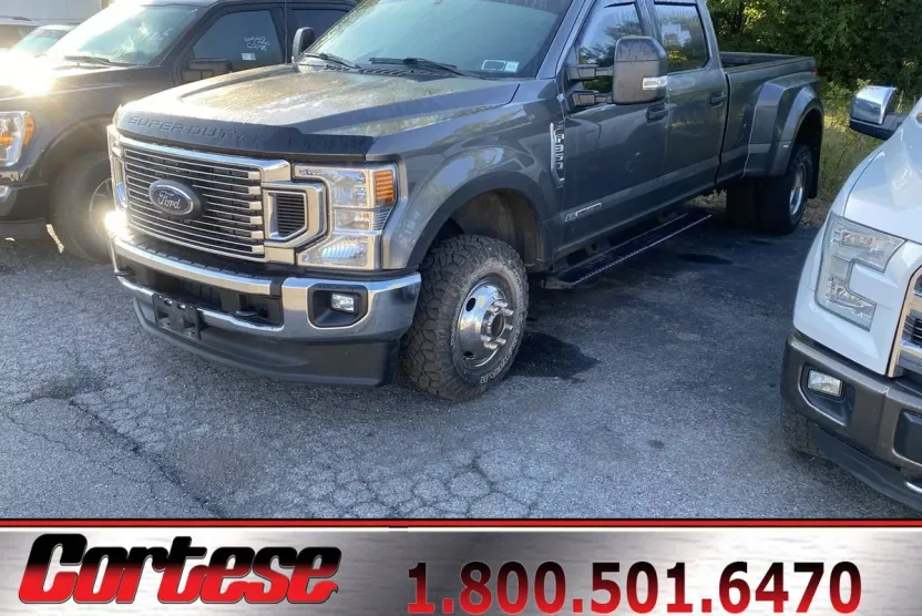 2022 Ford F-350 XLT photo 1