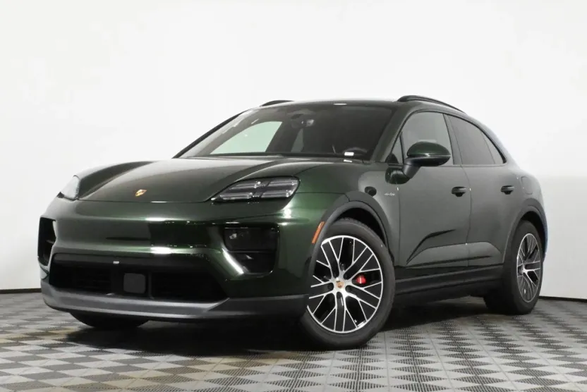 2025 Porsche Macan Electric photo 1
