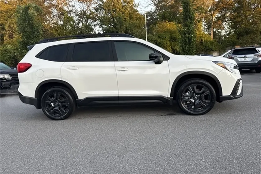 2025 Subaru Ascent Onyx Edition photo 1