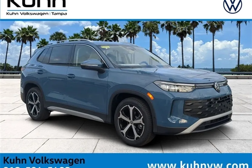 2025 Volkswagen Tiguan SE photo 1