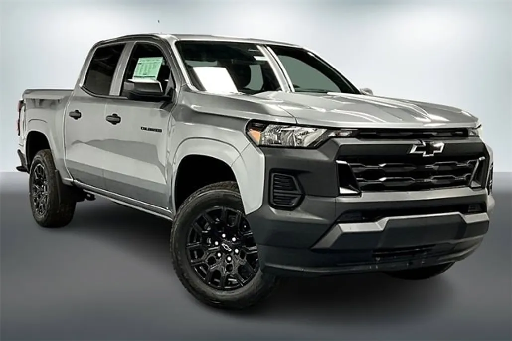 2026 Chevrolet Colorado Work Truck photo 1