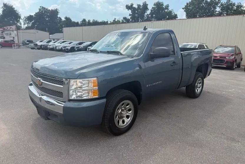 2008 Chevrolet Silverado 1500 Work Truck photo 1