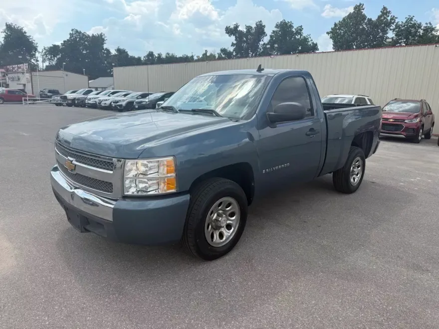 2008 Chevrolet Silverado 1500 Work Truck photo 1