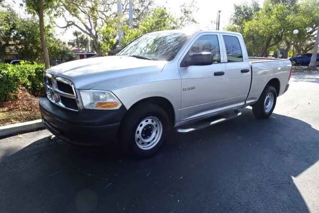 2010 Dodge Ram ST photo 1