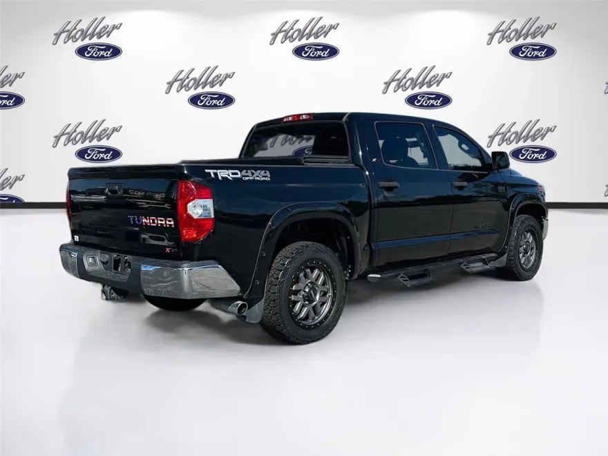 2018 Toyota Tundra SR5 photo 1