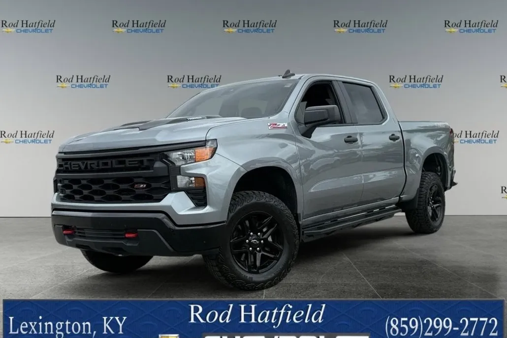 2024 Chevrolet Silverado 1500 Custom Trail Boss photo 1