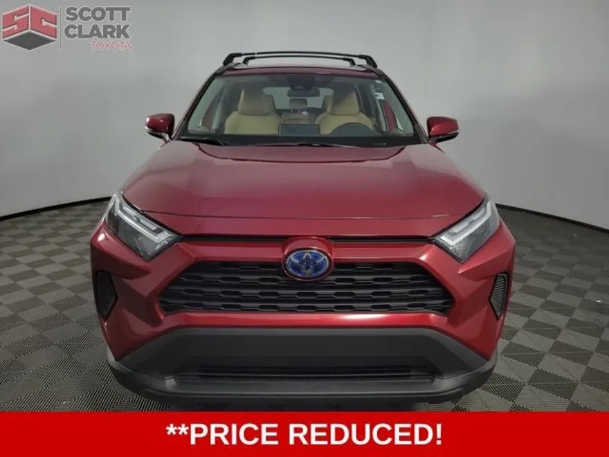 2023 Toyota RAV4 Hybrid LE Sport photo 1