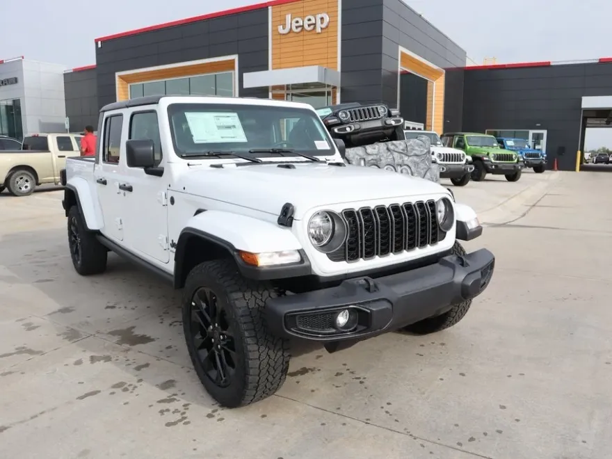 2025 Jeep Gladiator Sport photo 1