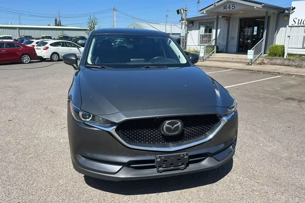 2019 Mazda CX-5 Touring Sport photo 1