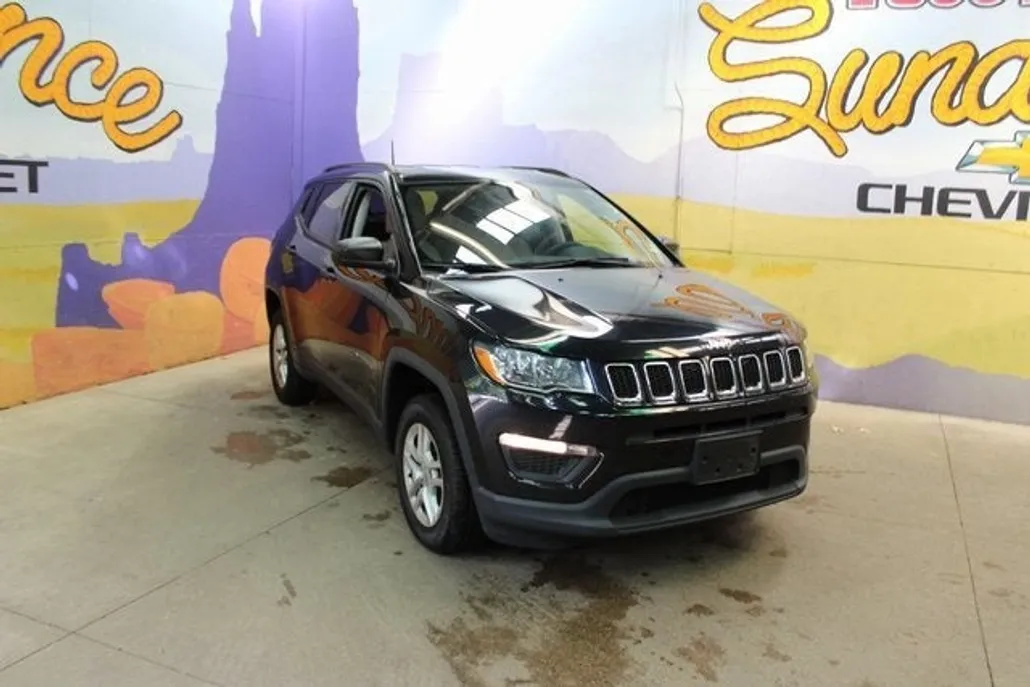 2018 Jeep Compass Sport photo 1