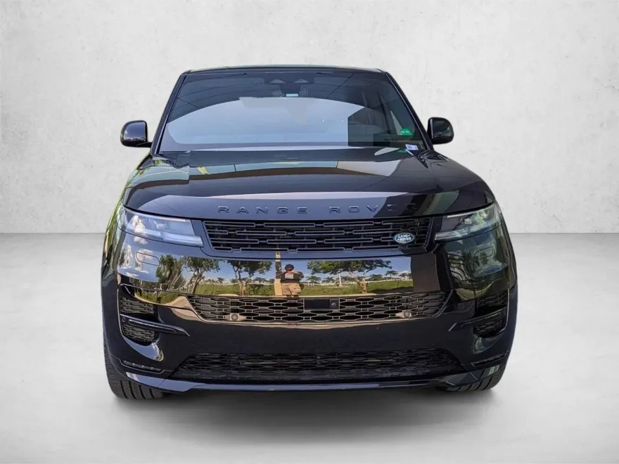 2024 Land Rover Range Rover Sport SE photo 1