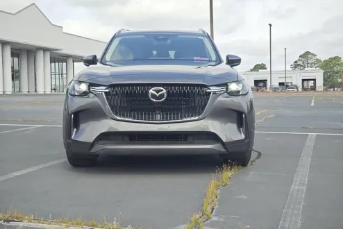 2024 Mazda CX-90 Preferred photo 2