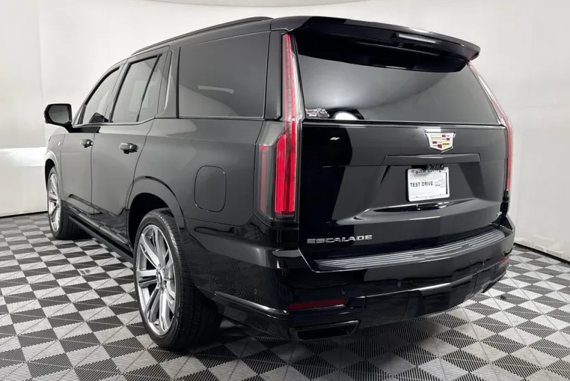 2025 Cadillac Escalade Sport Platinum photo 1