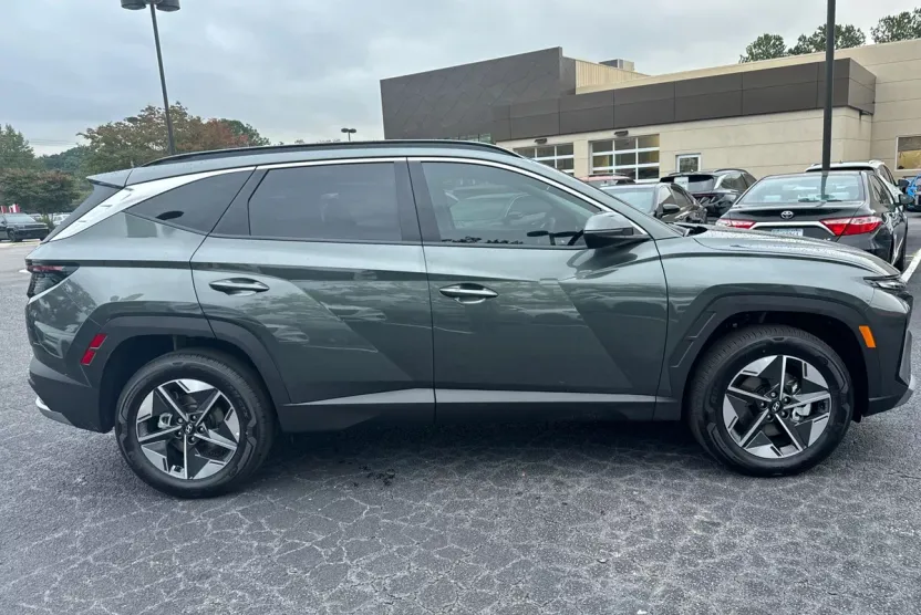 2025 Hyundai Tucson Hybrid SEL Convenience photo 1