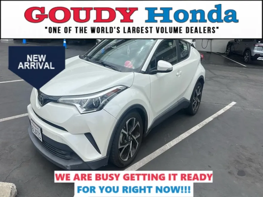 2019 Toyota C-HR XLE Limited photo 1