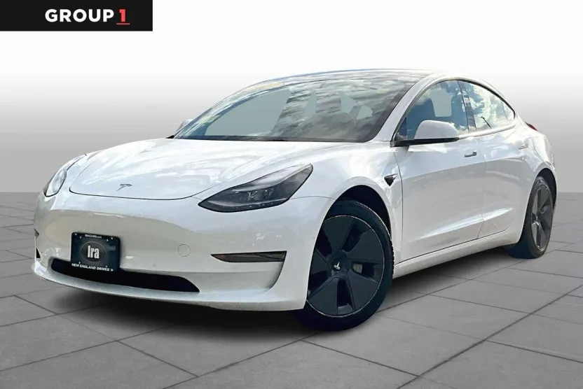 2022 Tesla Model 3 Long Range photo 1