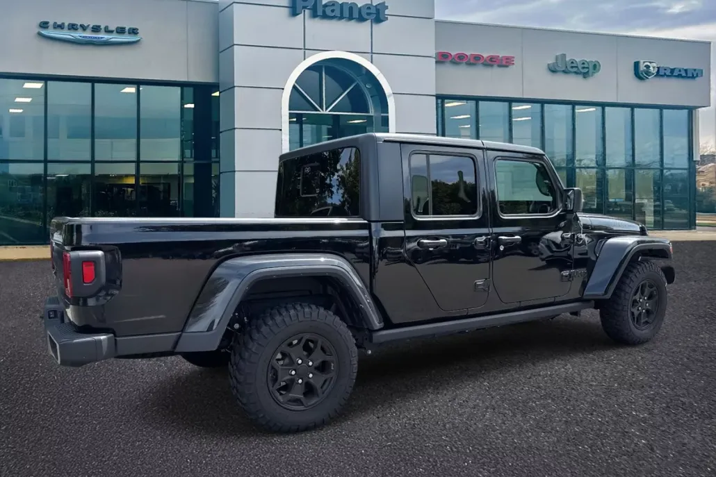 2022 Jeep Gladiator Willys photo 1