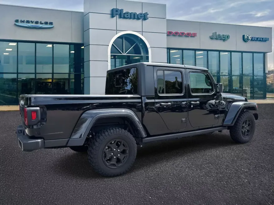 2022 Jeep Gladiator Willys photo 1