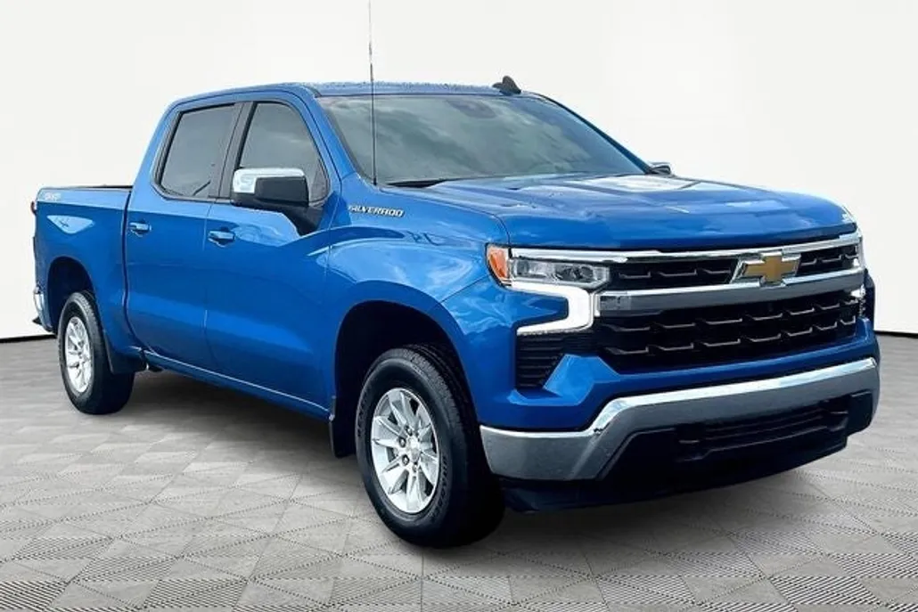 2024 Chevrolet Silverado 1500 LT photo 1