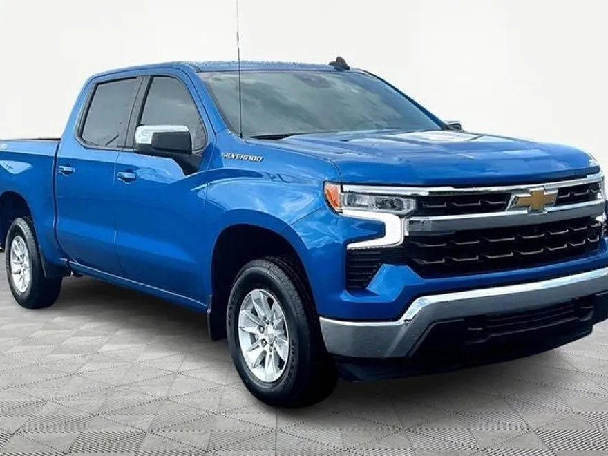 2024 Chevrolet Silverado 1500 LT photo 1