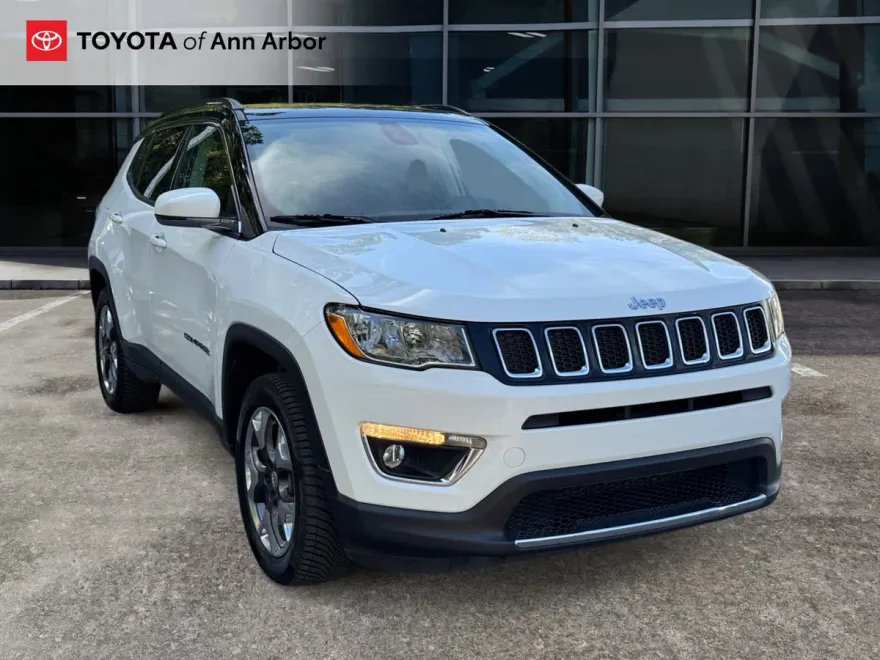 2019 Jeep Compass Limited photo 1