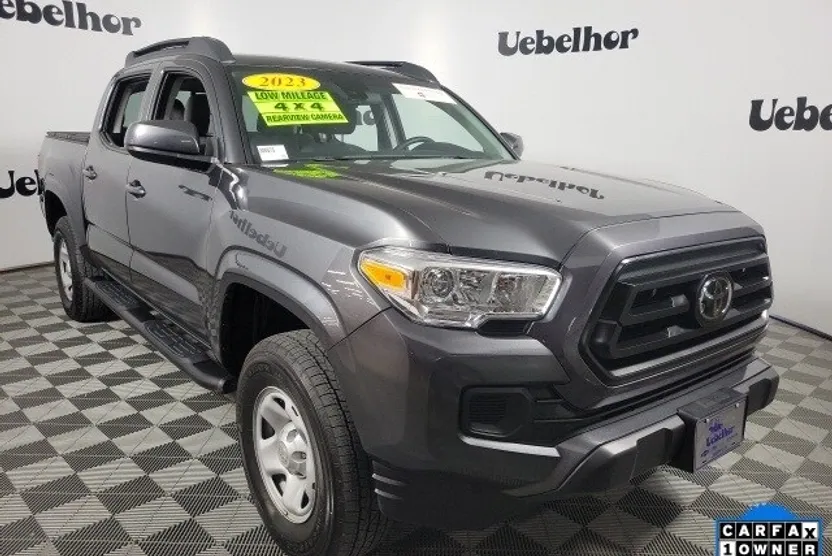 2023 Toyota Tacoma SR Double Cab V6 photo 1