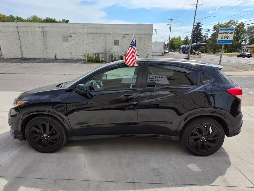 2021 Honda HR-V Sport photo 1
