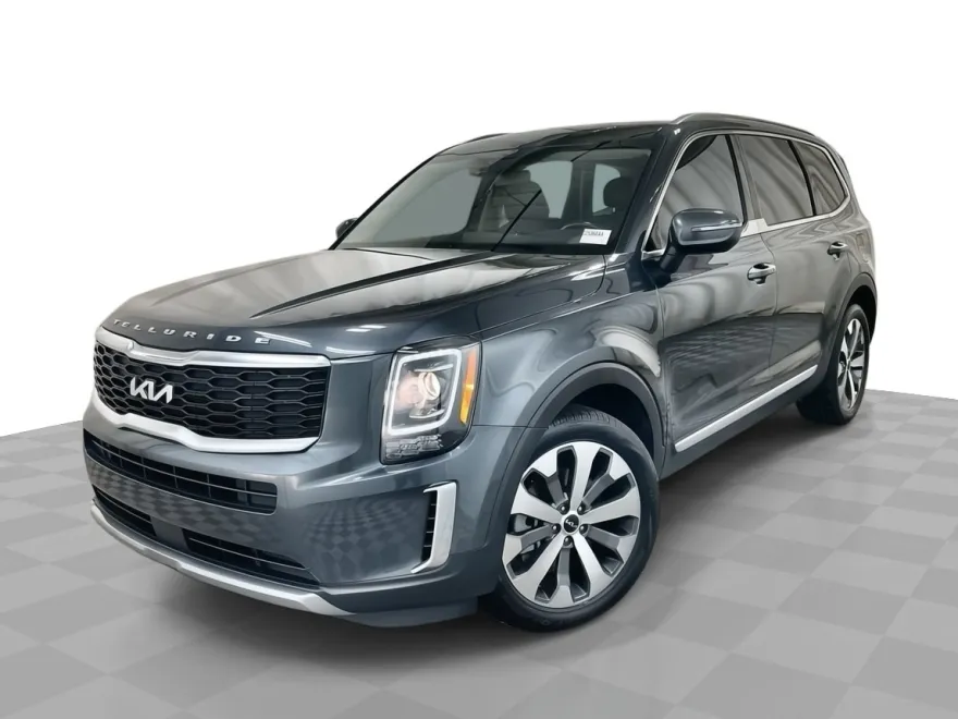 2022 Kia Telluride S photo 1