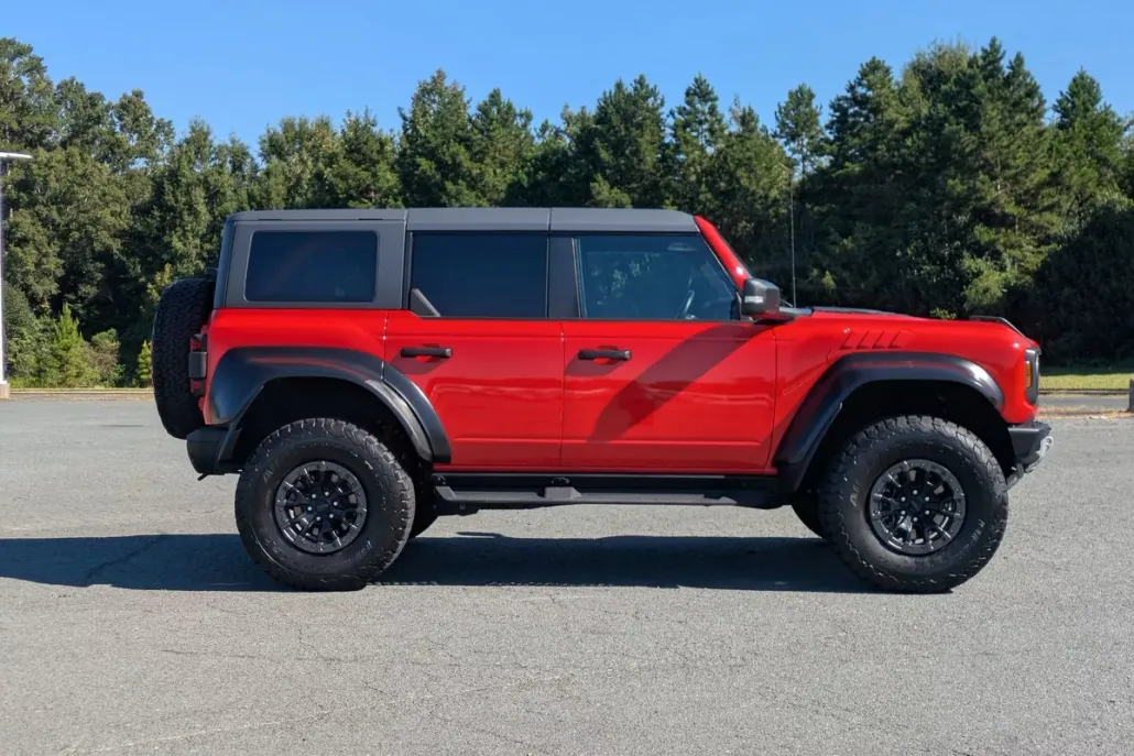2023 Ford Bronco Raptor photo 1