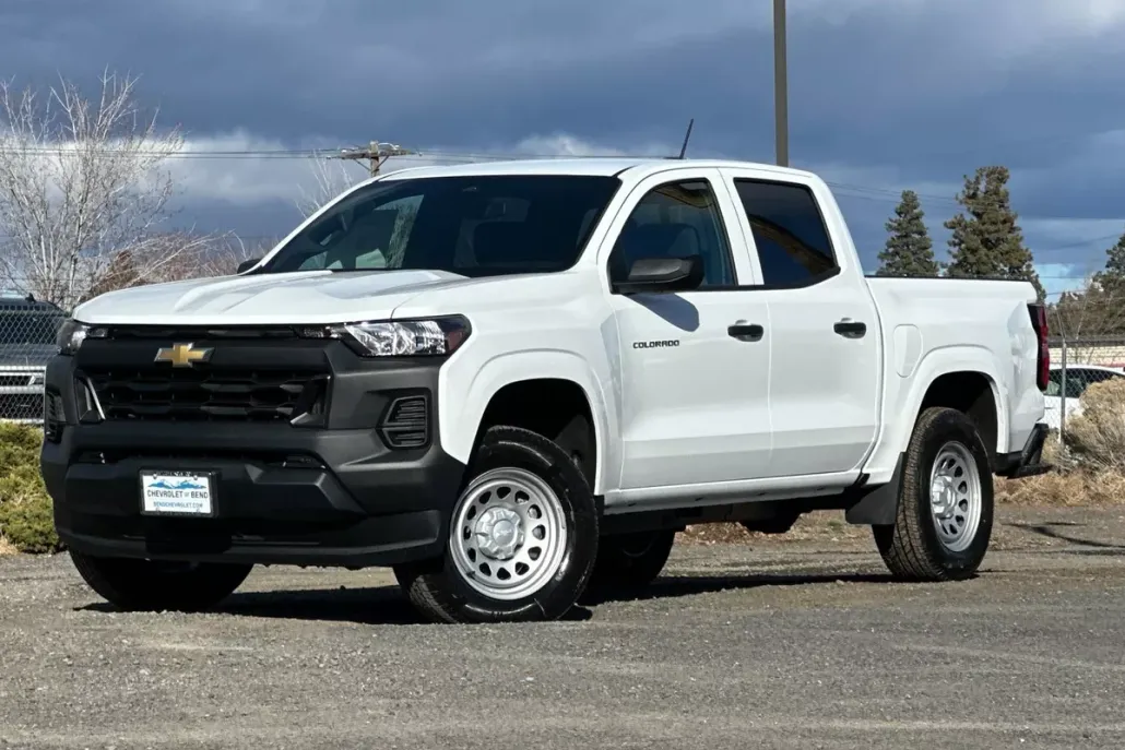 2025 Chevrolet Colorado LT photo 1