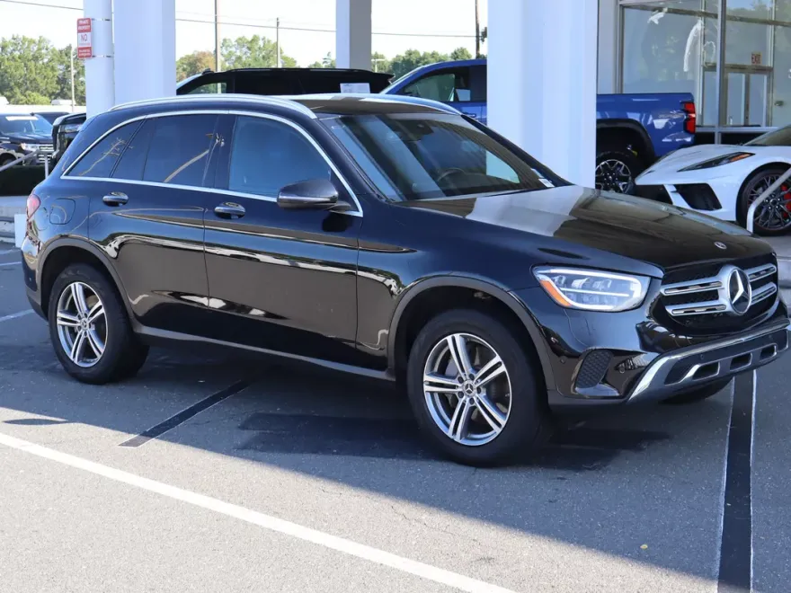 2021 Mercedes Benz GLC 300 photo 1