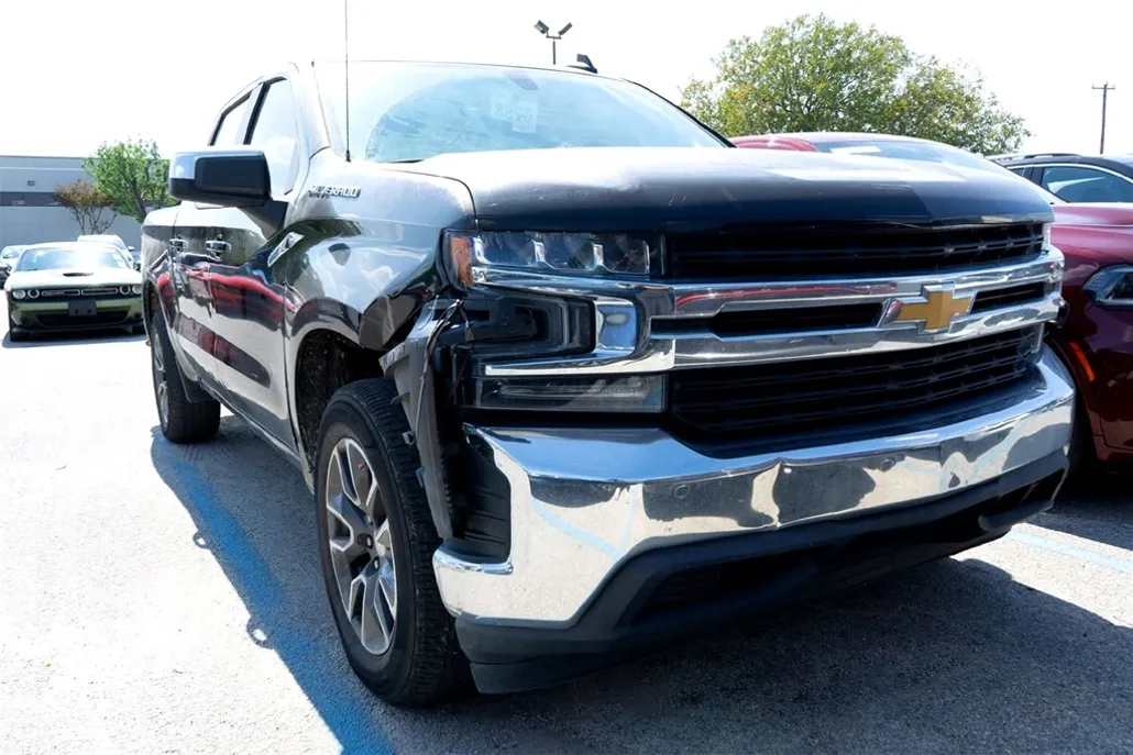 2020 Chevrolet Silverado 1500 LT photo 1