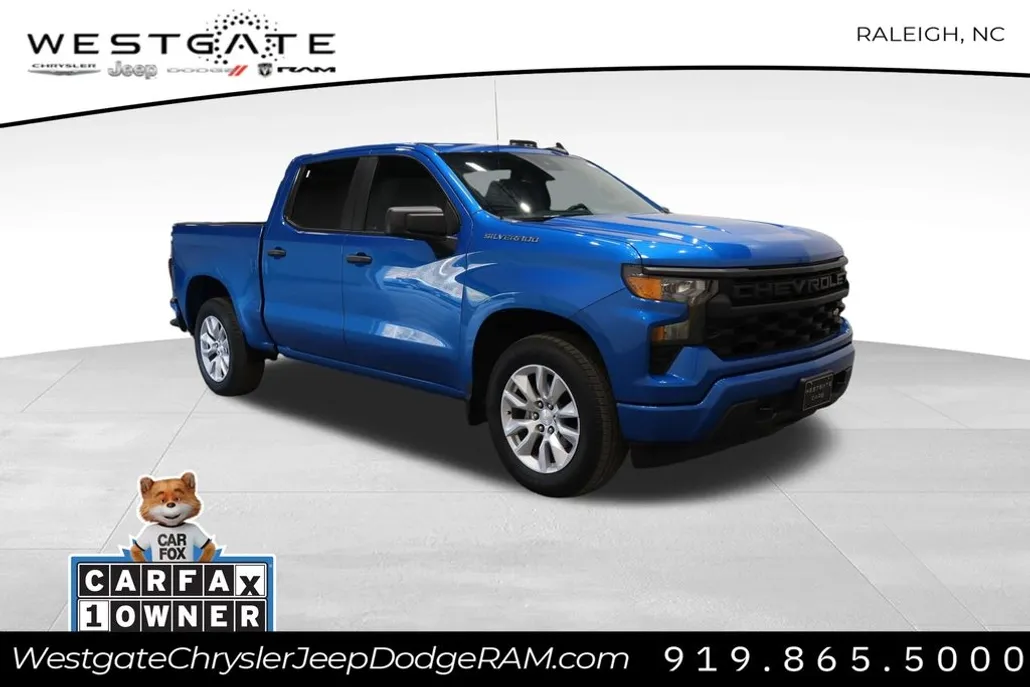 2022 Chevrolet Silverado 1500 Custom photo 1