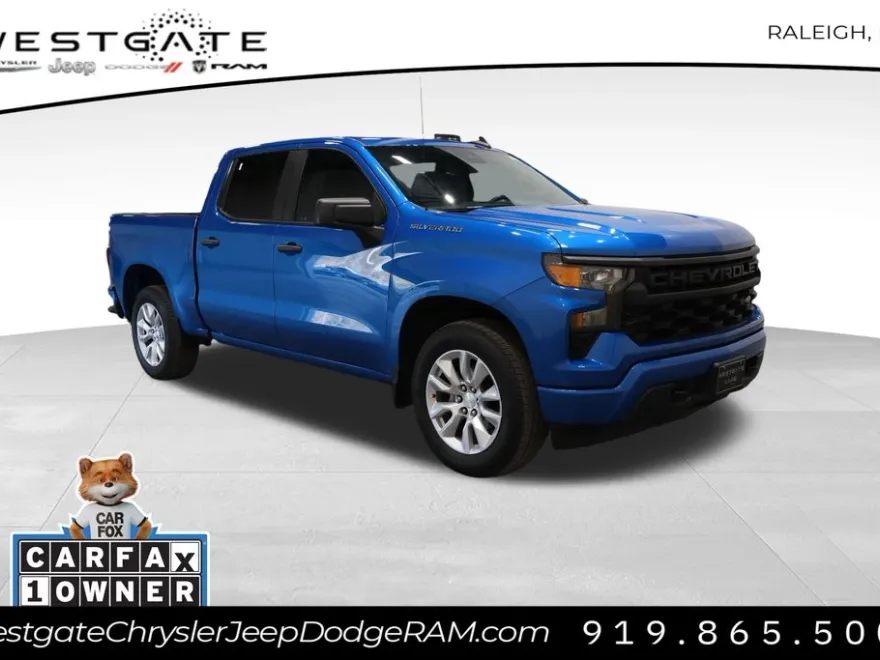 2022 Chevrolet Silverado 1500 Custom photo 1