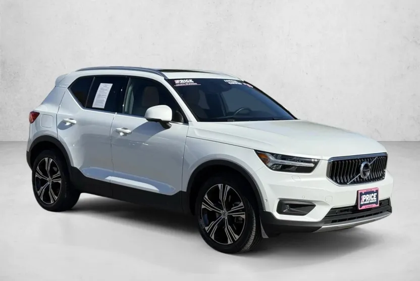 2019 Volvo XC40 T5 AWD Inscription photo 1