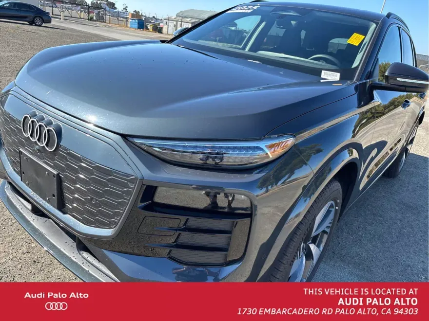 2025 Audi Q6 E-tron Premium Plus photo 1