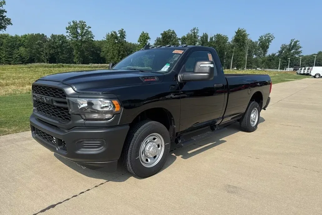 2024 Ram 2500 Tradesman photo 1