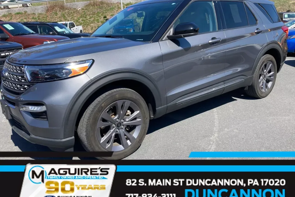 2022 Ford Explorer XLT photo 1