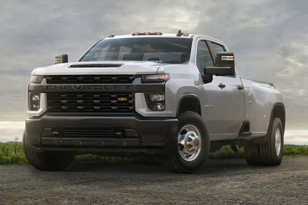 2023 Chevrolet Silverado 3500HD High Country photo 1