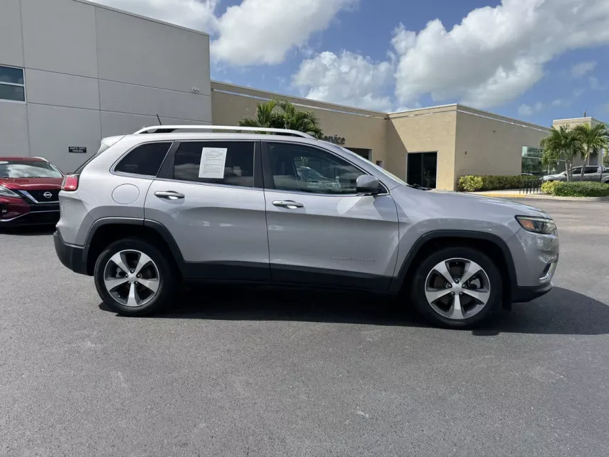 2020 Jeep Cherokee Limited photo 1