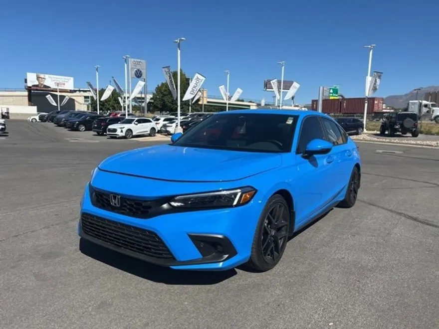2024 Honda Civic Hatchback Sport Touring photo 1