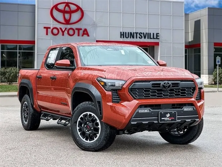 2025 Toyota Tacoma TRD Off-Road 4x4 Double Cab photo 1