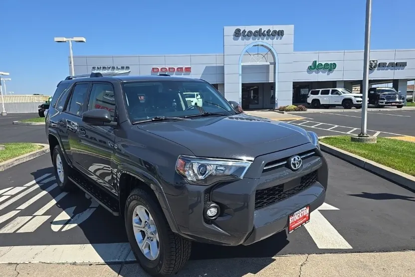2024 Toyota 4Runner SR5 photo 1