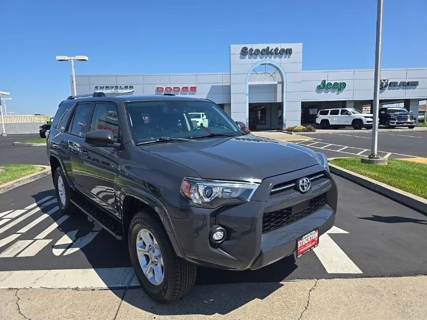 2024 Toyota 4Runner SR5 photo 1